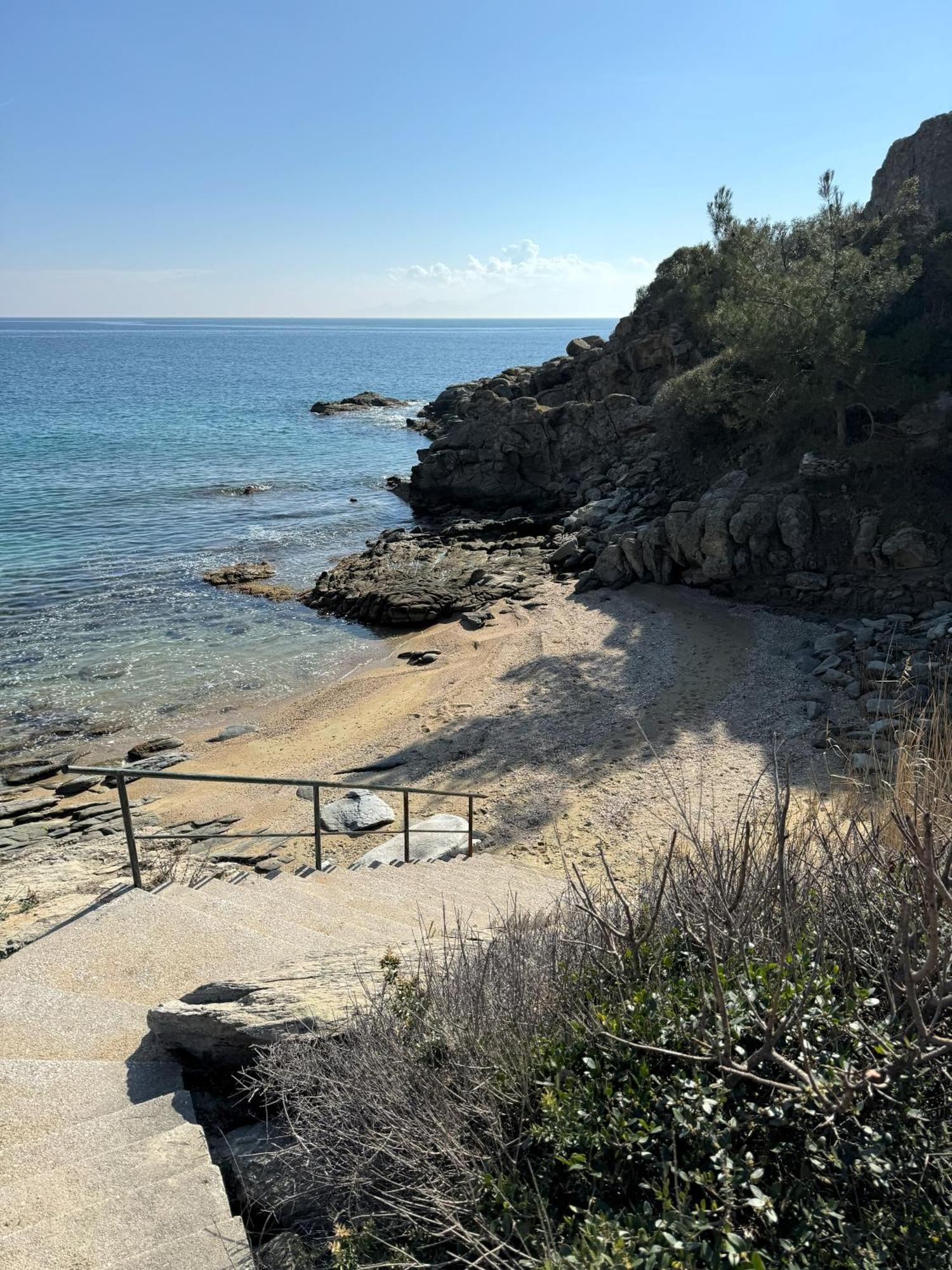 Acra Melia Apartment Palaiontsiflikion Bagian luar foto
