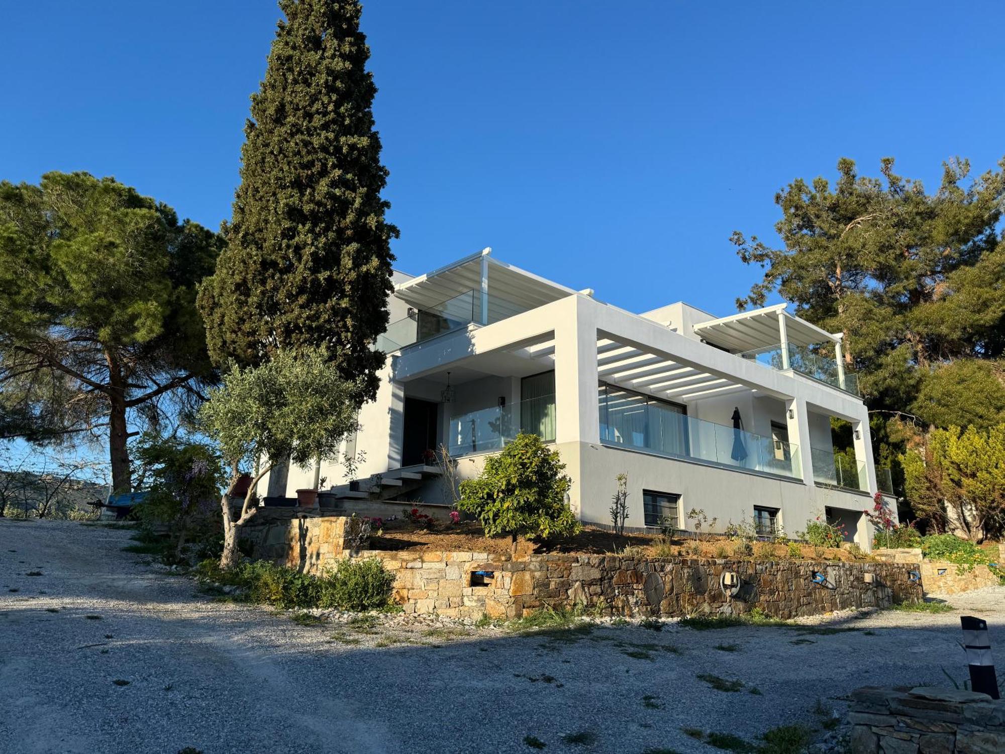 Acra Melia Apartment Palaiontsiflikion Bagian luar foto